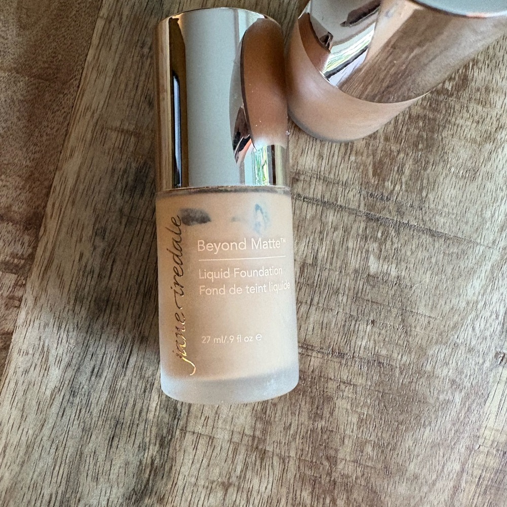 Jane Iredale Foundation